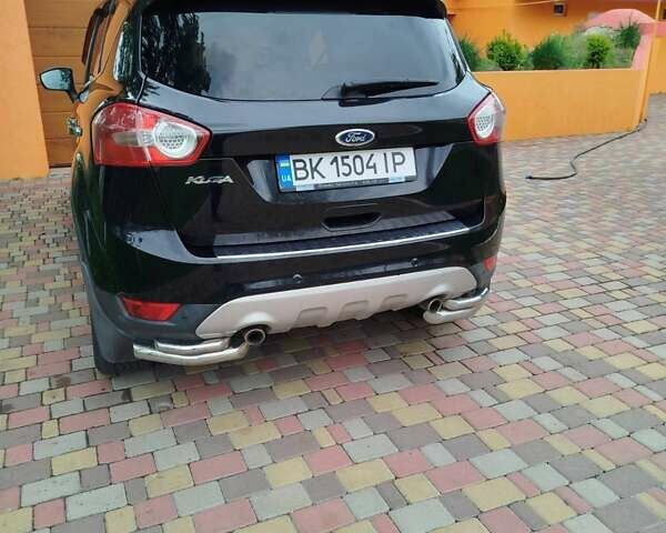 Черный Форд Куга, объемом двигателя 2.5 л и пробегом 210 тыс. км за 9800 $, фото 2 на Automoto.ua