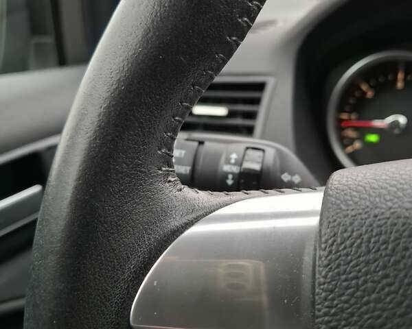 Чорний Форд Куга, об'ємом двигуна 2 л та пробігом 128 тис. км за 12999 $, фото 69 на Automoto.ua