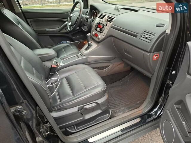 Чорний Форд Куга, об'ємом двигуна 2 л та пробігом 128 тис. км за 12999 $, фото 50 на Automoto.ua