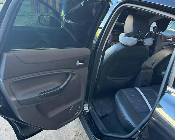 Черный Форд Куга, объемом двигателя 2 л и пробегом 220 тыс. км за 9700 $, фото 9 на Automoto.ua