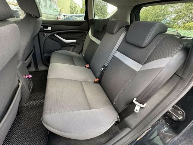 Черный Форд Куга, объемом двигателя 2 л и пробегом 220 тыс. км за 9600 $, фото 8 на Automoto.ua