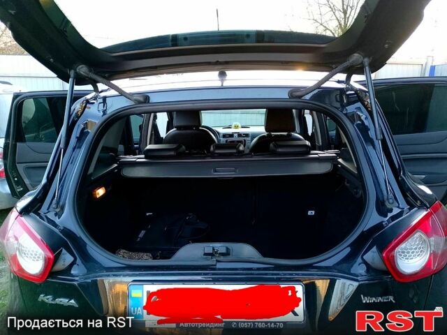 Черный Форд Куга, объемом двигателя 2 л и пробегом 139 тыс. км за 10500 $, фото 4 на Automoto.ua