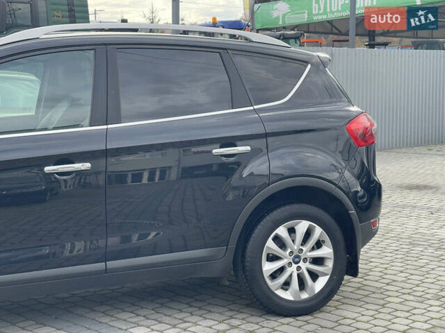 Черный Форд Куга, объемом двигателя 2 л и пробегом 224 тыс. км за 11300 $, фото 8 на Automoto.ua