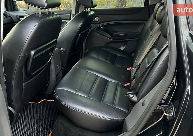 Форд Куга 2011 в Днепре (Днепропетровске) на Automoto.ua Черный Форд Куга, объемом двигателя 2.52 л и пробегом 234 тыс. км за 8700 $, фото 8 на Automoto.ua