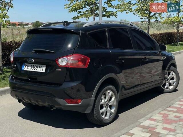 Чорний Форд Куга, об'ємом двигуна 2 л та пробігом 254 тис. км за 10999 $, фото 3 на Automoto.ua
