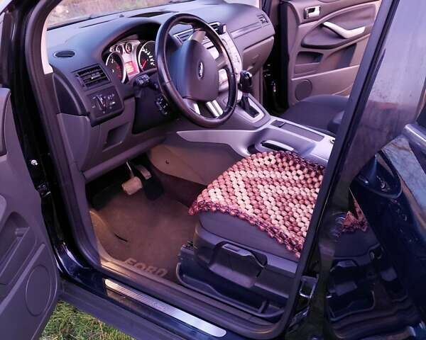 Чорний Форд Куга, об'ємом двигуна 2 л та пробігом 239 тис. км за 10600 $, фото 5 на Automoto.ua