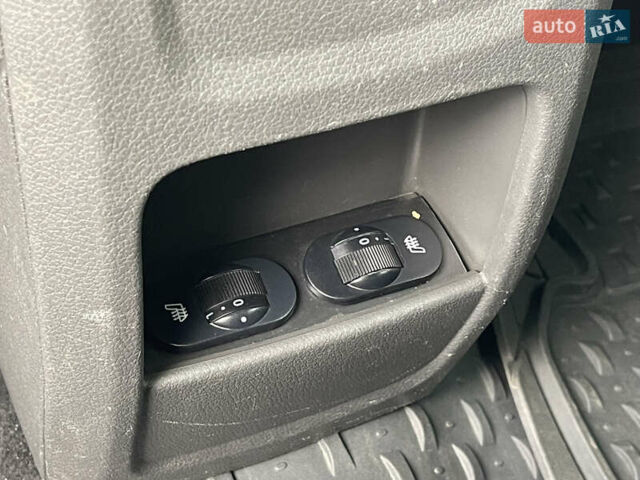 Черный Форд Куга, объемом двигателя 2 л и пробегом 224 тыс. км за 11300 $, фото 29 на Automoto.ua