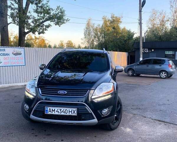 Черный Форд Куга, объемом двигателя 2 л и пробегом 190 тыс. км за 10700 $, фото 4 на Automoto.ua