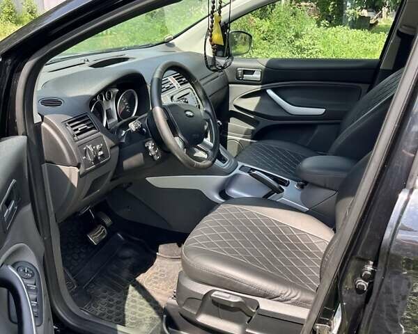 Черный Форд Куга, объемом двигателя 2 л и пробегом 270 тыс. км за 9500 $, фото 23 на Automoto.ua