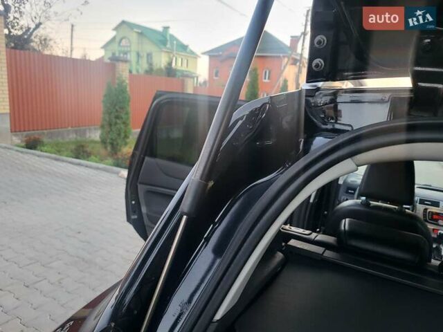 Черный Форд Куга, объемом двигателя 2 л и пробегом 291 тыс. км за 10500 $, фото 60 на Automoto.ua