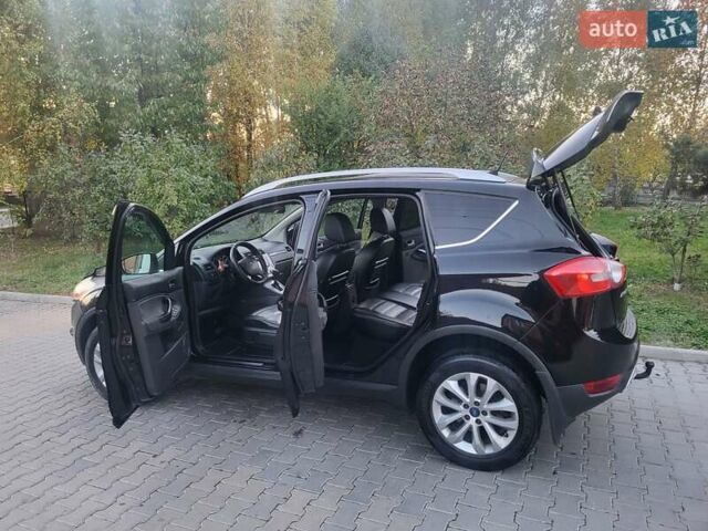 Черный Форд Куга, объемом двигателя 2 л и пробегом 291 тыс. км за 10500 $, фото 44 на Automoto.ua