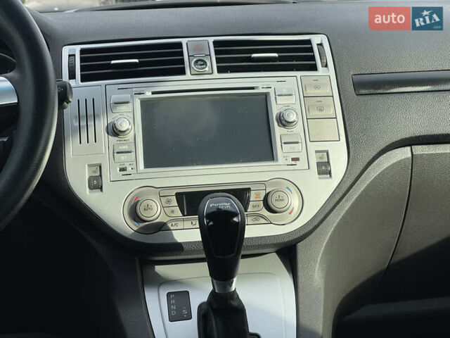 Черный Форд Куга, объемом двигателя 2 л и пробегом 224 тыс. км за 11300 $, фото 19 на Automoto.ua