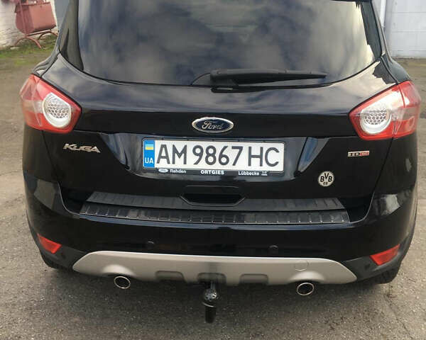 Черный Форд Куга, объемом двигателя 2 л и пробегом 190 тыс. км за 11500 $, фото 3 на Automoto.ua