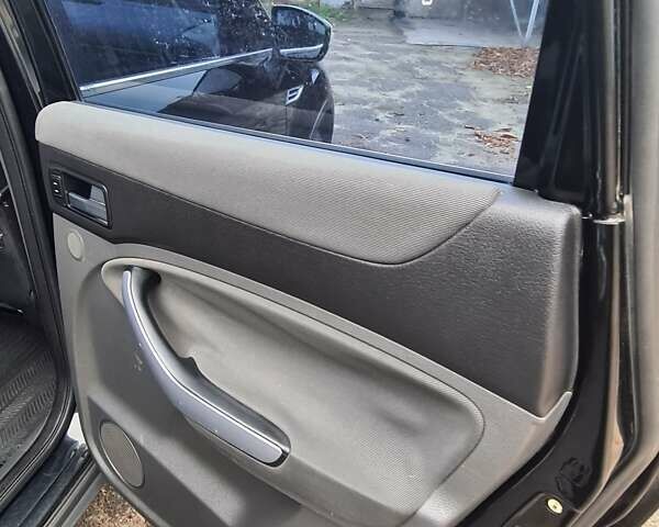 Чорний Форд Куга, об'ємом двигуна 2.5 л та пробігом 256 тис. км за 11999 $, фото 39 на Automoto.ua