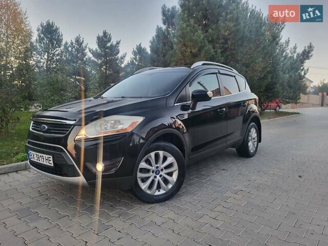 Черный Форд Куга, объемом двигателя 2 л и пробегом 291 тыс. км за 10500 $, фото 1 на Automoto.ua