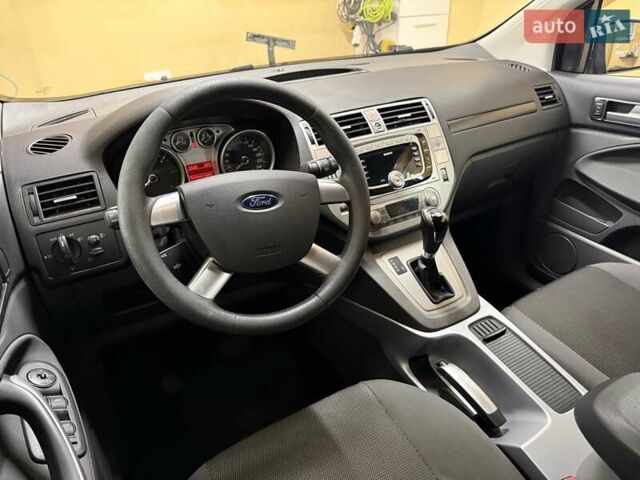 Форд Куга 2012 у Києві на Automoto.ua Чорний Форд Куга, об'ємом двигуна 2 л та пробігом 195 тис. км за 11350 $, фото 48 на Automoto.ua