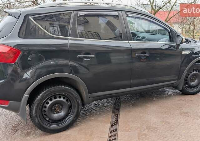Черный Форд Куга, объемом двигателя 2 л и пробегом 150 тыс. км за 13500 $, фото 7 на Automoto.ua