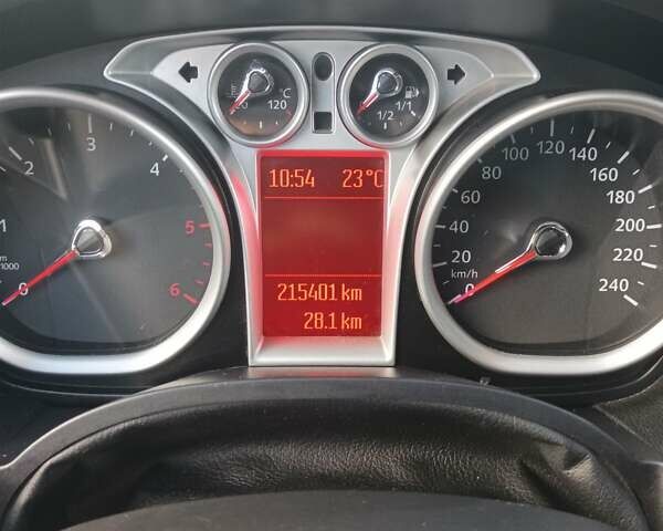 Форд Куга 2012 в Сокале на Automoto.ua Черный Форд Куга, объемом двигателя 2 л и пробегом 223 тыс. км за 10700 $, фото 12 на Automoto.ua
