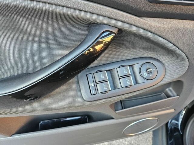 Черный Форд Куга, объемом двигателя 2 л и пробегом 197 тыс. км за 8000 $, фото 21 на Automoto.ua