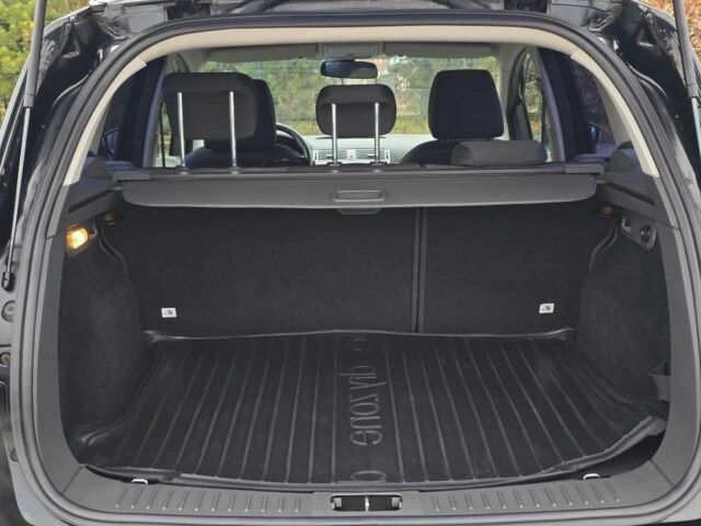 Черный Форд Куга, объемом двигателя 0 л и пробегом 160 тыс. км за 10999 $, фото 21 на Automoto.ua