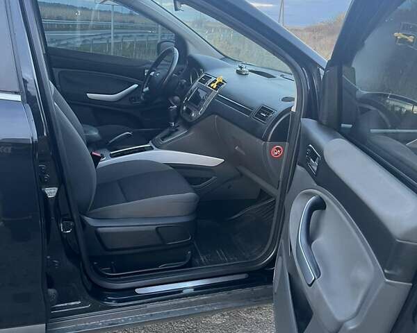 Черный Форд Куга, объемом двигателя 2 л и пробегом 182 тыс. км за 9500 $, фото 6 на Automoto.ua