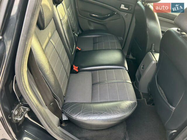 Черный Форд Куга, объемом двигателя 2 л и пробегом 248 тыс. км за 11000 $, фото 21 на Automoto.ua
