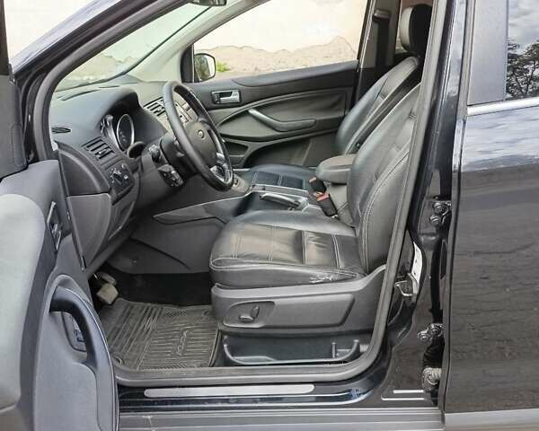 Черный Форд Куга, объемом двигателя 2.52 л и пробегом 193 тыс. км за 9500 $, фото 2 на Automoto.ua