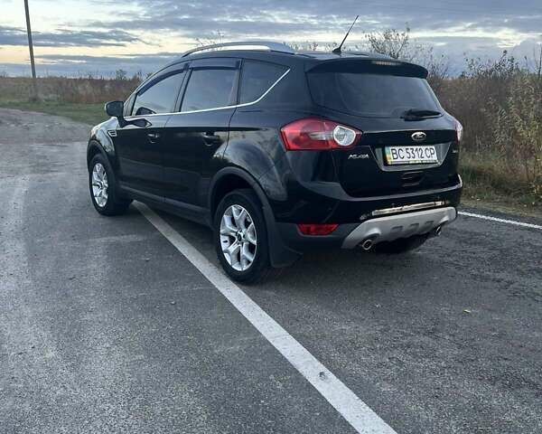 Черный Форд Куга, объемом двигателя 2 л и пробегом 182 тыс. км за 9500 $, фото 4 на Automoto.ua