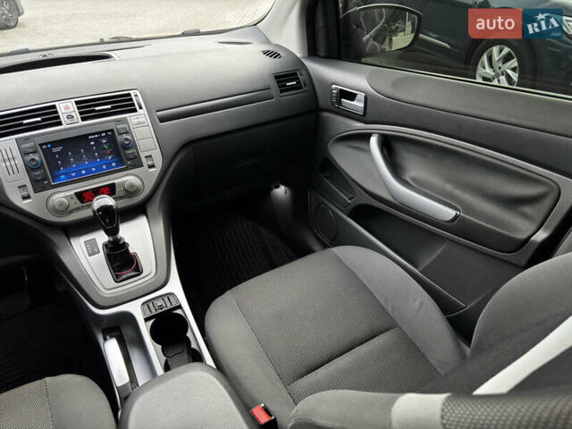 Черный Форд Куга, объемом двигателя 2.5 л и пробегом 160 тыс. км за 10900 $, фото 20 на Automoto.ua