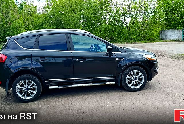 Чорний Форд Куга, об'ємом двигуна 2 л та пробігом 204 тис. км за 9800 $, фото 3 на Automoto.ua