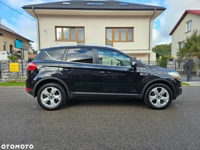 Черный Форд Куга, объемом двигателя 2 л и пробегом 197 тыс. км за 8300 $, фото 4 на Automoto.ua