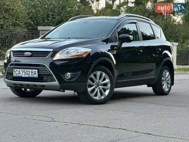 Черный Форд Куга, объемом двигателя 2 л и пробегом 215 тыс. км за 10450 $, фото 4 на Automoto.ua