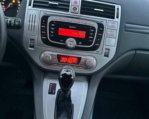 Черный Форд Куга, объемом двигателя 2 л и пробегом 215 тыс. км за 10450 $, фото 50 на Automoto.ua