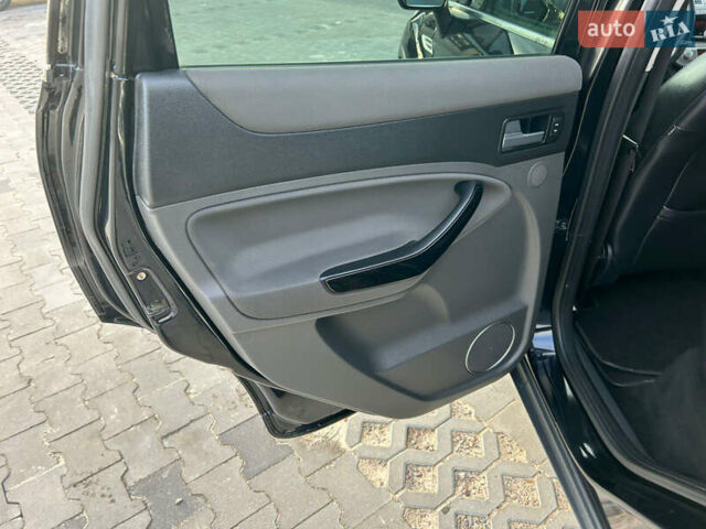Черный Форд Куга, объемом двигателя 2 л и пробегом 248 тыс. км за 11000 $, фото 17 на Automoto.ua