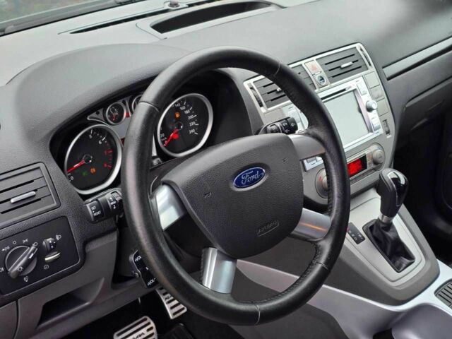 Черный Форд Куга, объемом двигателя 0 л и пробегом 160 тыс. км за 10999 $, фото 7 на Automoto.ua