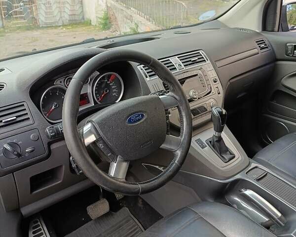 Черный Форд Куга, объемом двигателя 2.52 л и пробегом 193 тыс. км за 9500 $, фото 6 на Automoto.ua