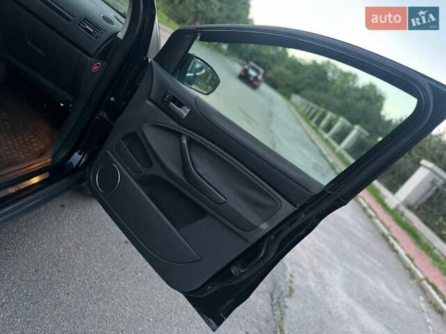 Черный Форд Куга, объемом двигателя 2 л и пробегом 215 тыс. км за 10450 $, фото 52 на Automoto.ua