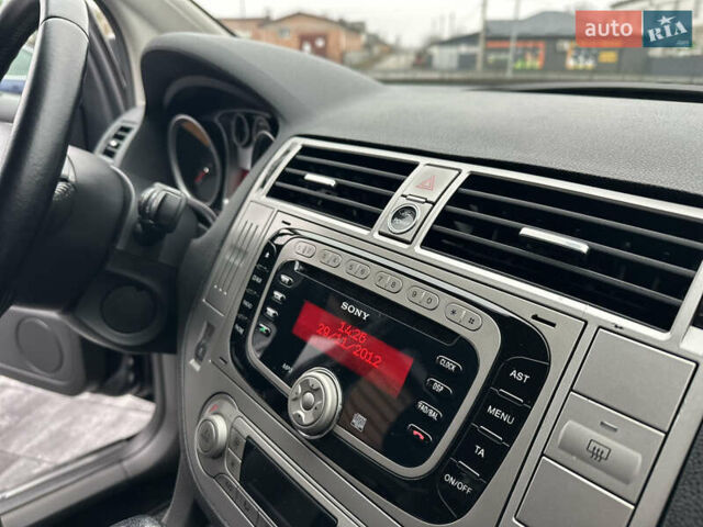 Чорний Форд Куга, об'ємом двигуна 2 л та пробігом 155 тис. км за 12500 $, фото 66 на Automoto.ua