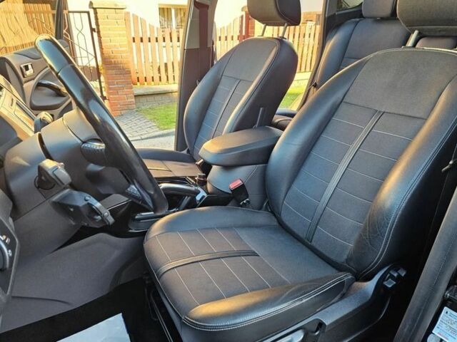 Черный Форд Куга, объемом двигателя 2 л и пробегом 197 тыс. км за 8300 $, фото 18 на Automoto.ua