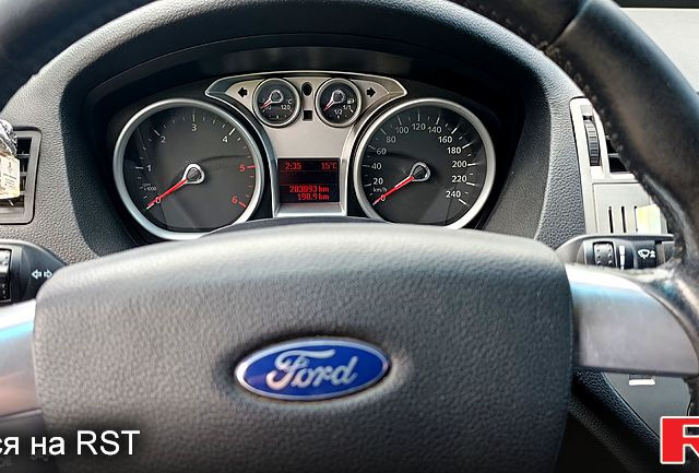Чорний Форд Куга, об'ємом двигуна 2 л та пробігом 204 тис. км за 9800 $, фото 10 на Automoto.ua