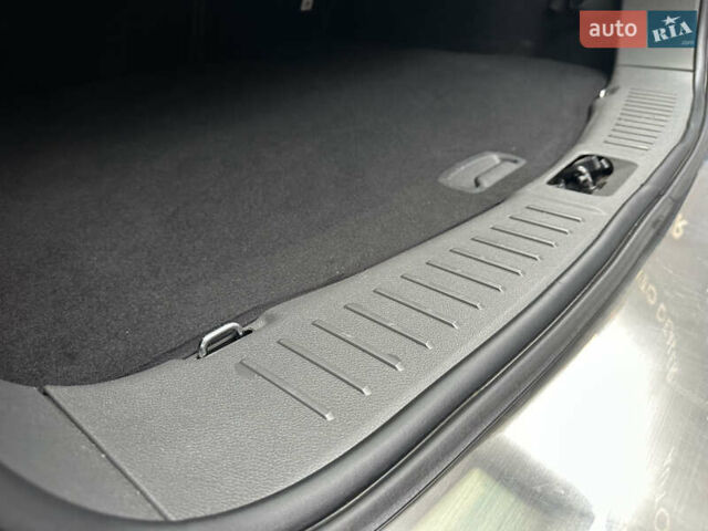 Чорний Форд Куга, об'ємом двигуна 2 л та пробігом 155 тис. км за 12500 $, фото 54 на Automoto.ua