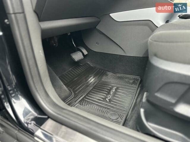 Чорний Форд Куга, об'ємом двигуна 2 л та пробігом 155 тис. км за 12500 $, фото 38 на Automoto.ua