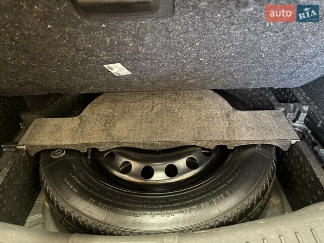 Форд Куга 2012 у Києві на Automoto.ua Чорний Форд Куга, об'ємом двигуна 2 л та пробігом 195 тис. км за 11350 $, фото 59 на Automoto.ua