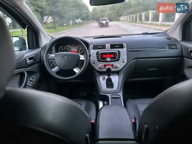 Черный Форд Куга, объемом двигателя 2 л и пробегом 215 тыс. км за 10450 $, фото 49 на Automoto.ua