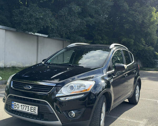Форд Куга 2012 у Тернополі на Automoto.ua Чорний Форд Куга, об'ємом двигуна 2 л та пробігом 275 тис. км за 12200 $, фото 2 на Automoto.ua