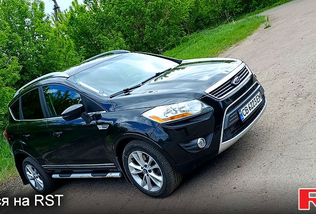 Чорний Форд Куга, об'ємом двигуна 2 л та пробігом 204 тис. км за 9800 $, фото 4 на Automoto.ua
