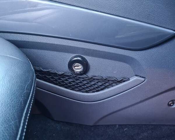 Черный Форд Куга, объемом двигателя 2 л и пробегом 191 тыс. км за 11200 $, фото 2 на Automoto.ua