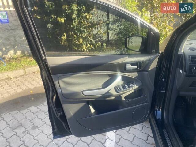 Чорний Форд Куга, об'ємом двигуна 2 л та пробігом 182 тис. км за 9700 $, фото 14 на Automoto.ua