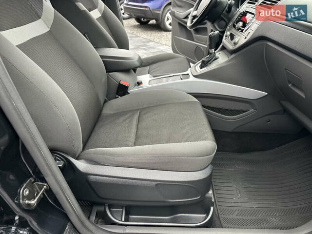 Чорний Форд Куга, об'ємом двигуна 2 л та пробігом 155 тис. км за 12500 $, фото 63 на Automoto.ua