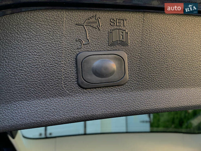 Черный Форд Куга, объемом двигателя 2 л и пробегом 117 тыс. км за 13300 $, фото 14 на Automoto.ua